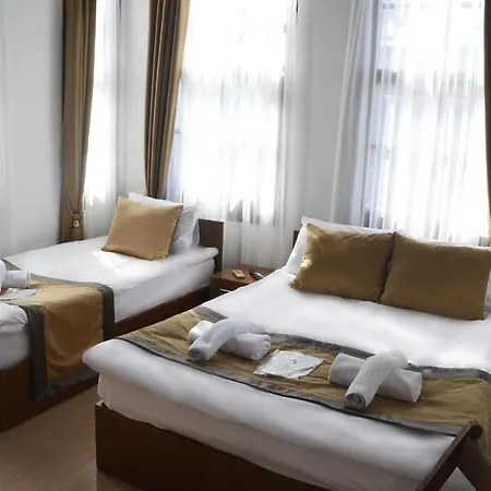 Konak Hotel Kaleici 2*
